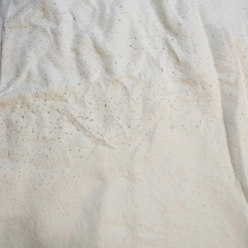 Vintage White Chatham‎ Queen Acrylic Blanket 86x92